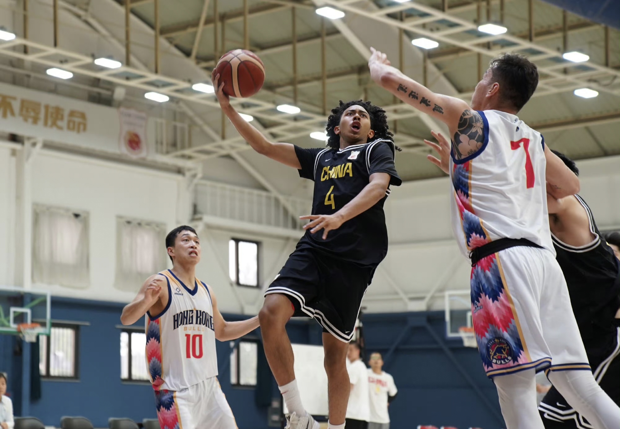 包含赛地聚焦——CBA季后赛清晨热度飙升,底特律活塞官宣签约,更衣室稳定,阵容厚度经受考验的词条 包含赛地聚焦——CBA季后赛清晨热度飙升,底特律活塞官宣签约,更衣室稳定,阵容厚度经受考验的词条