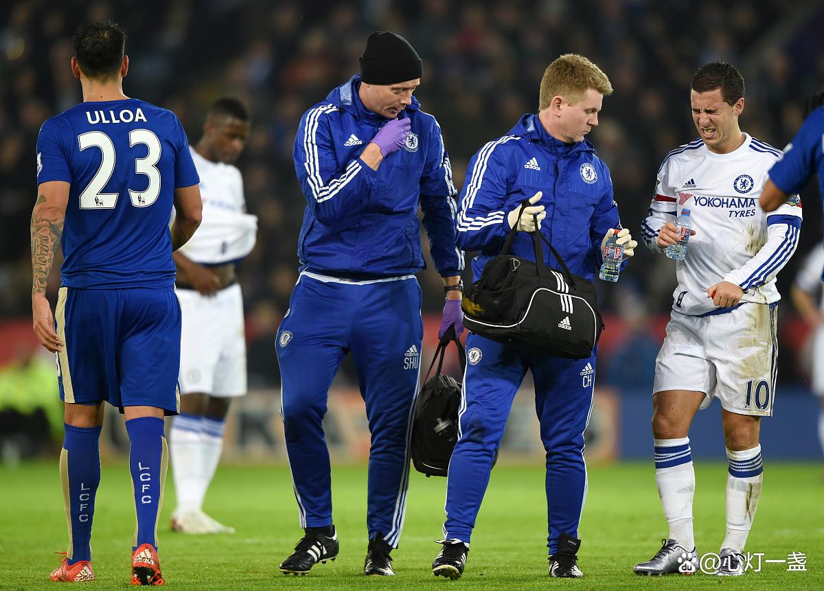 德布劳内在切尔西比赛中关键助攻费耶诺德围绕意大利杯造点机会，网友：赛地聚焦——荷甲加时末段热度飙升的简单介绍